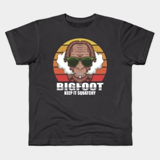 Keep It Squatchy Funny Retro Bigfoot Sasquatch Kids T-Shirt